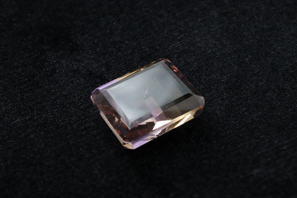 ★SALE★7/31まで3,000円引き★天然アメトリン 大粒 8.420ct ルース スクエア バイカラー 9枚目の画像