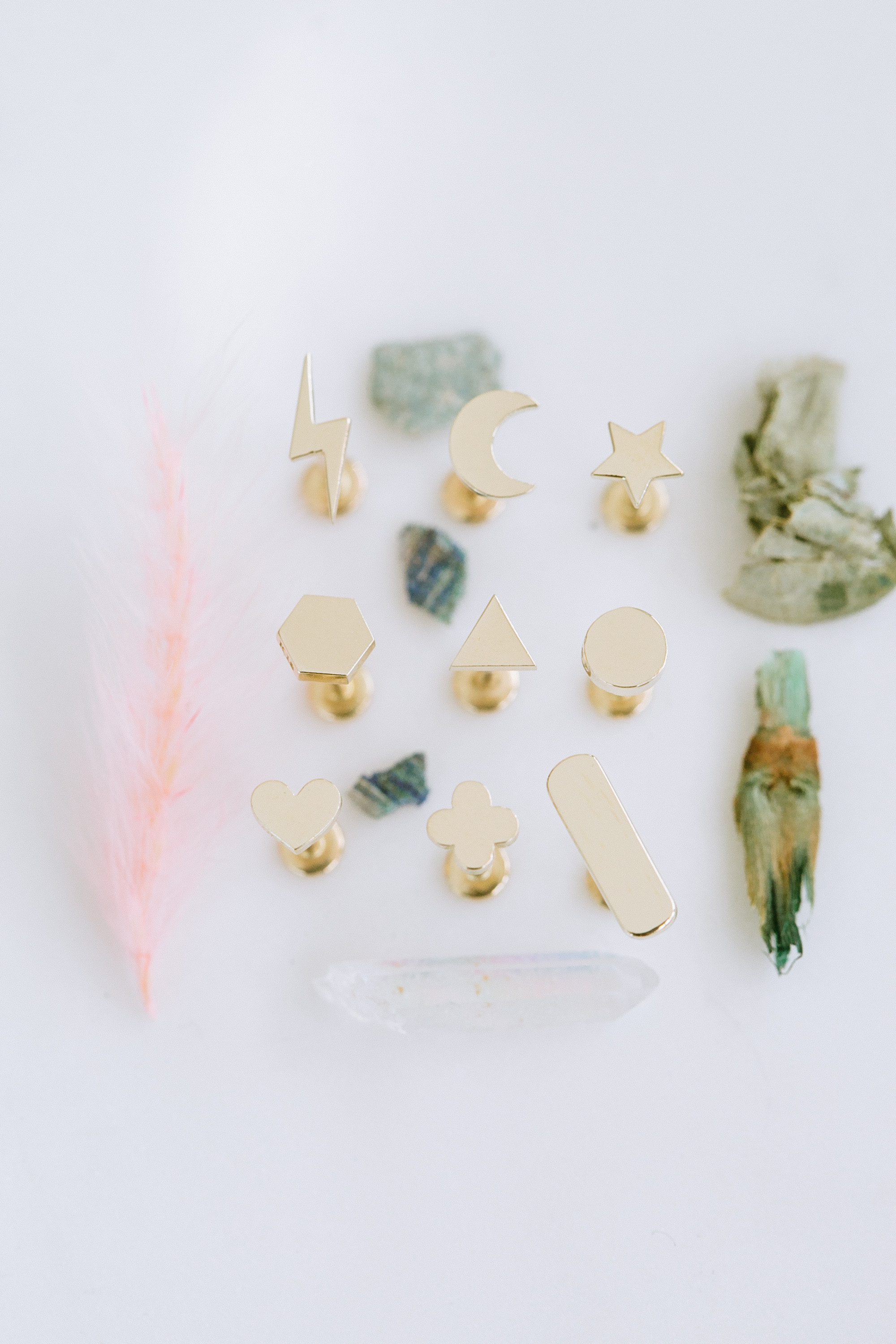 14K金 ゴールド Cz ヘリックス 軟骨 アンチトラガス アウター インナーコンク イヤリング ピアス ラブレット