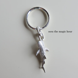 ジンベエザメピン　おしゃれキーリング　海の生き物好きさんへ　ジンベエキーホルダーWhale shark key ring 3枚目の画像