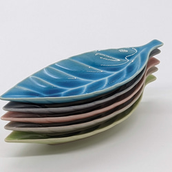 027-0510　長皿 魚焼物皿 楕円皿 サンマ 和陶器 和モダン /リーフプレート(S)パープル 3枚目の画像