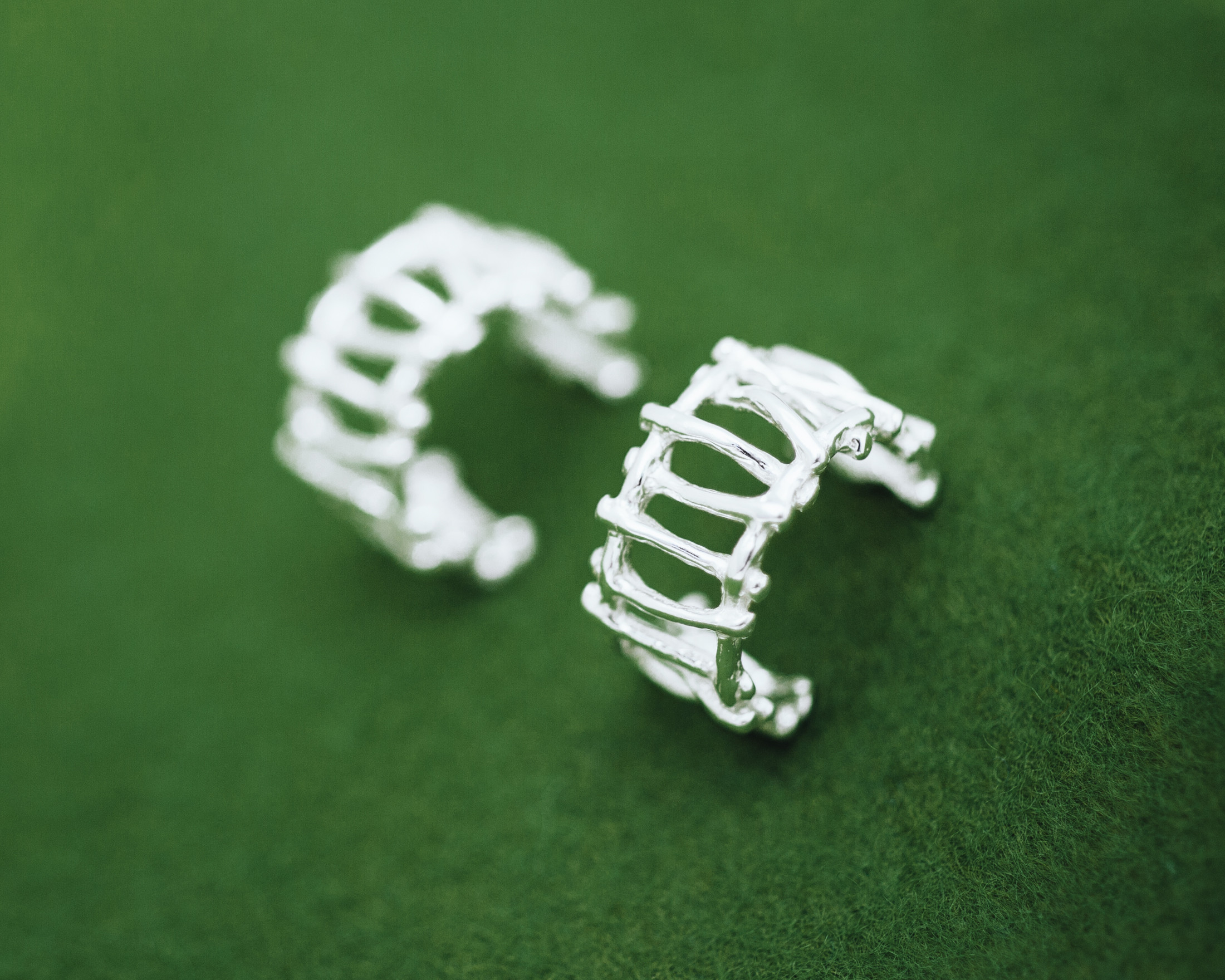 小枝 フープ ピアス/イヤリング S  (イヤリングもオプション購入で可）