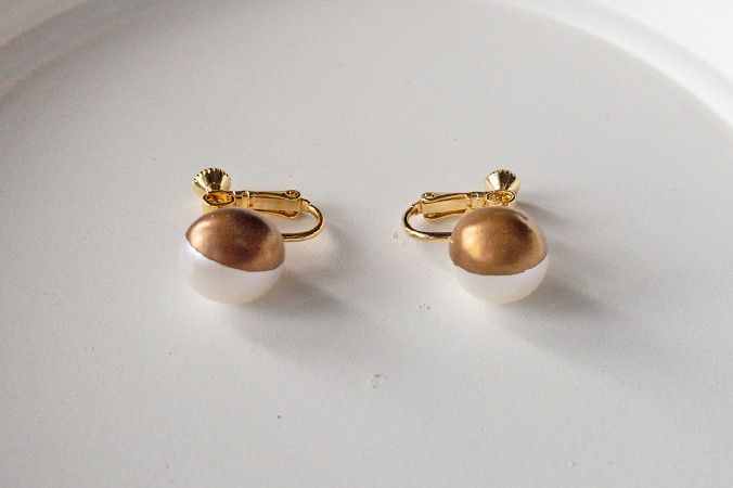 白パール×ゴールド蒔絵イヤリング size-L