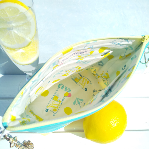 帆布 刺繍ポーチ✨弾ける夏!!レモンクリームソーダ✨✽マチ広め