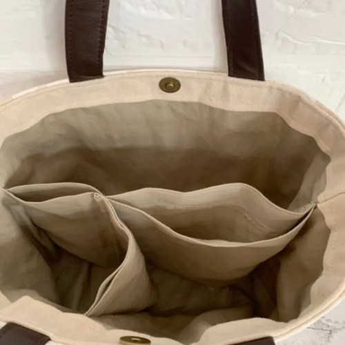 トモタケ あんぱん柄 3つ仕切りトート バッグ ハンドメイド トート