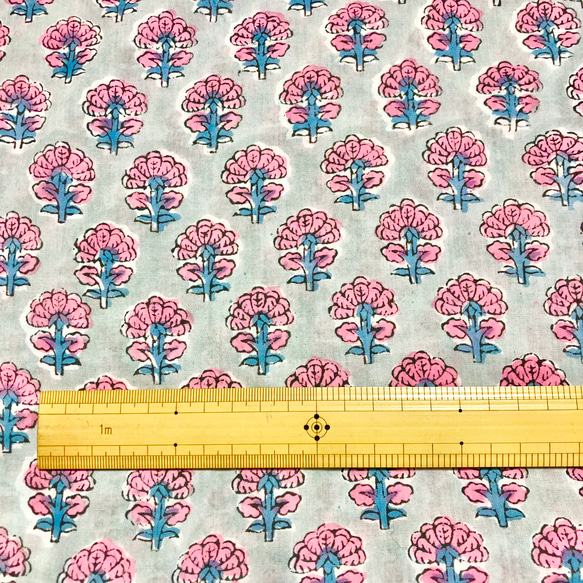 [50cm單位]灰色小粉紅色花朵印度手工塊印花布料紡織棉 第6張的照片
