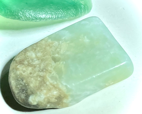 糸魚川 ✨　翡翠　原石　タンブル　ジェダイド 糸魚川 ✨ 翡翠 タンブル 原石 ジェダイド その他置物 東洋占星術師の