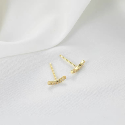 ピアス ジルコニア カーブラインピアス 18kgp 定番 高品質
