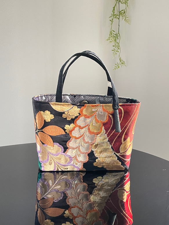 大きいサイズ　トートバッグ　華やか 花柄刺繍 和装バッグ 帯リメイク 帯リメイクバッグ 煌めく藤の花C ミニトートバッグ 和装バッグ 帯