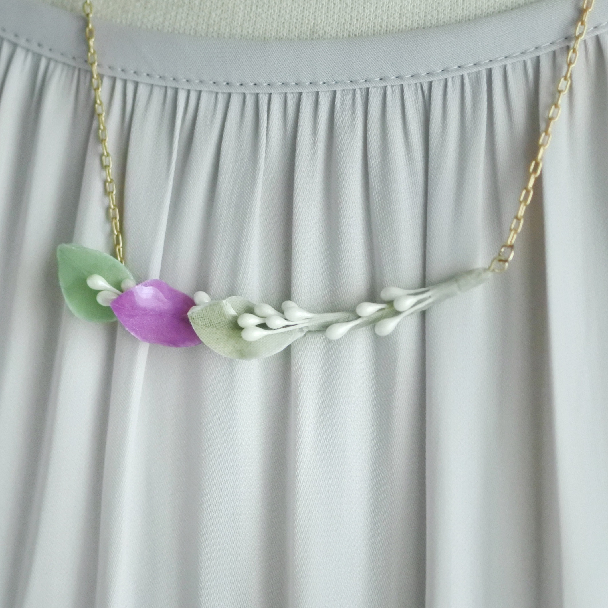 手染めのネックレスbranche   (purple & green)