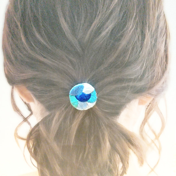 circleのヘアゴム BLUE 2枚目の画像