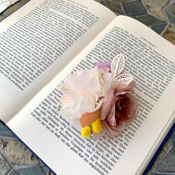 附帶包裝♡❀可愛的胸花，有兩朵花和含羞草❀入學典禮，畢業典禮，儀式 第2張的照片