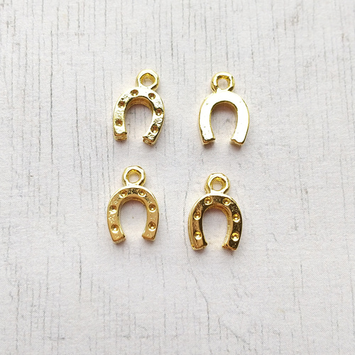 4個】 K16GP ミニ馬蹄チャーム 金具・チェーン ROSE 通販 14167548