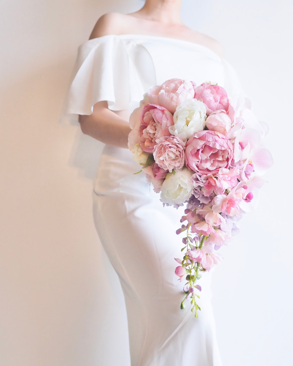 芍薬と胡蝶蘭のブーケ アーティフィシャルフラワー ブーケ 造花ブーケ  