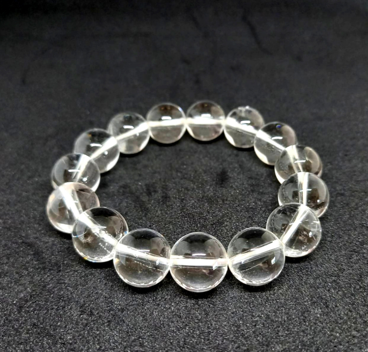 水晶ブレスレット(14mm玉)①