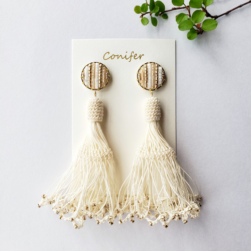 ストライプ刺繍タッセルイヤリングorピアス(ゴールド)/No.22-0617 