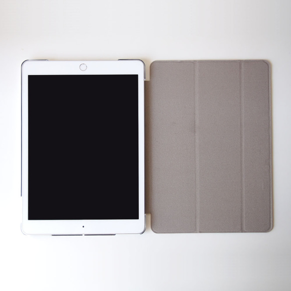 筆記本 iPad 保護殼 [鬱金香] 塑膠保護殼型，附三折支架功能 第7張的照片