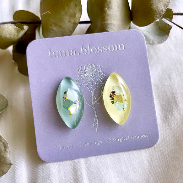 glass marquis bycolor pastel Earrings 1枚目の画像