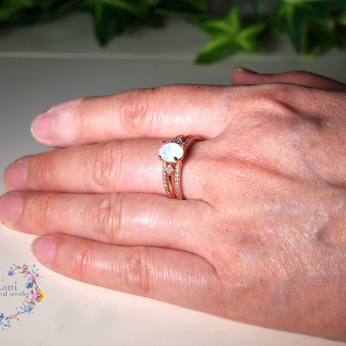 ピンクオーバルカットリング ピンクオーバルカットホワイトゴールドリング