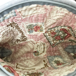 手縫いハワイアンキルトポーチ  gray (カラフルリーフ) 5枚目の画像