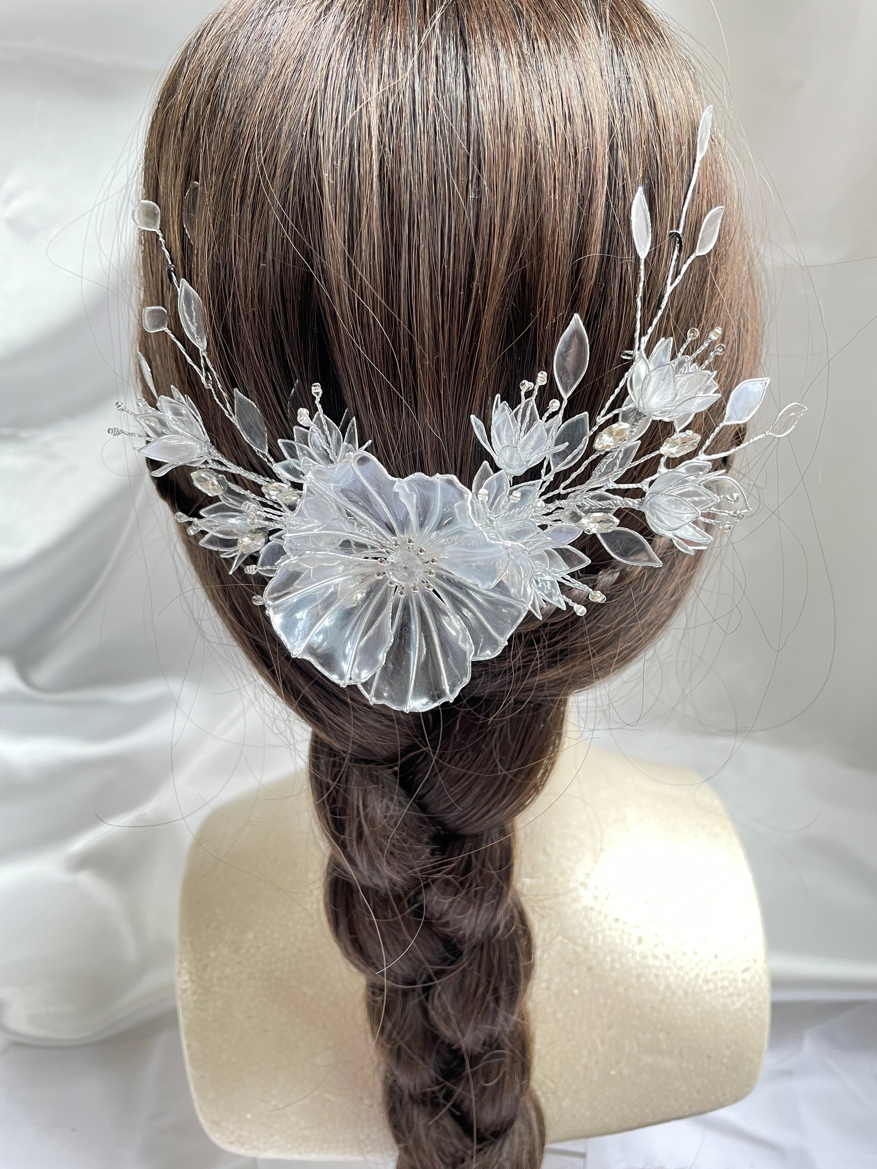 お花のヘッドドレス　雪の華Ｓ　コーム　スノーホワイト　～ディップアート～ 4,930円