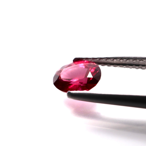 ロードライトガーネット(宝石名ガーネット)ブラジル産 0.56ct