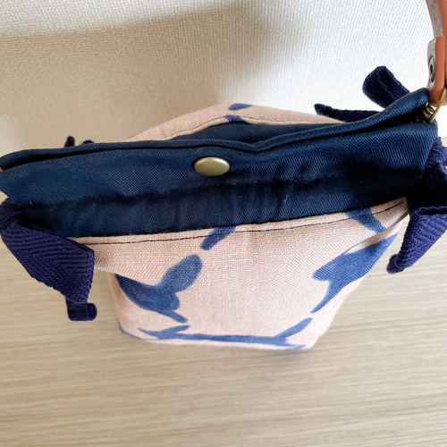 MN38 ミナ ペルホネン ハンドメイド 持ち手付き 保冷ポーチ MN38 ミナ ペルホネン ハンドメイド 持ち手付き 保冷ポーチ