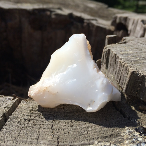 蛍光 ホワイトコモンオパール 原石 天然石 stonetatsuya 通販 14171278