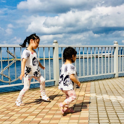 竹浪比呂央デザイン生地使用  子供スモックブラウス 5枚目の画像