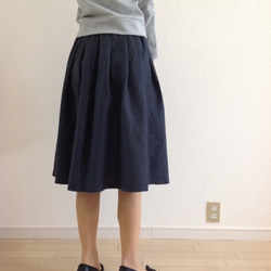 【受注製作】リネンのタック＆ギャザースカート ダークネイビー 3枚目の画像