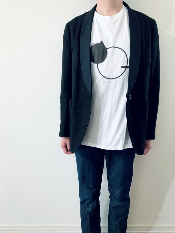 《Tshirt》ユニセックス　モノトーン・ネコデザインTシャツ・シンプルポップな猫・大人可愛い 5枚目の画像