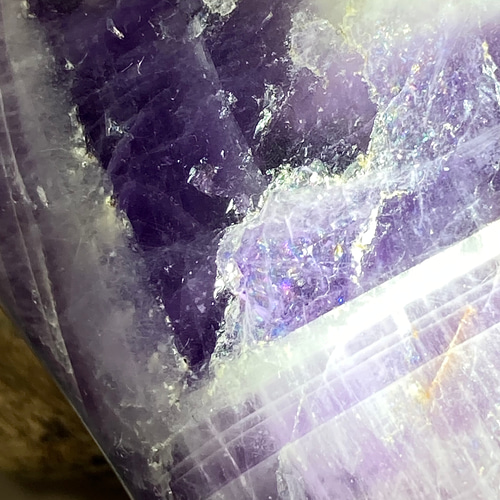 虹入り˚✧₊⁎シェブロンアメジスト　紫水晶　タンブル　握り石 虹入り˚✧₊⁎シェブロンアメジスト 紫水晶 タンブル 握り石
