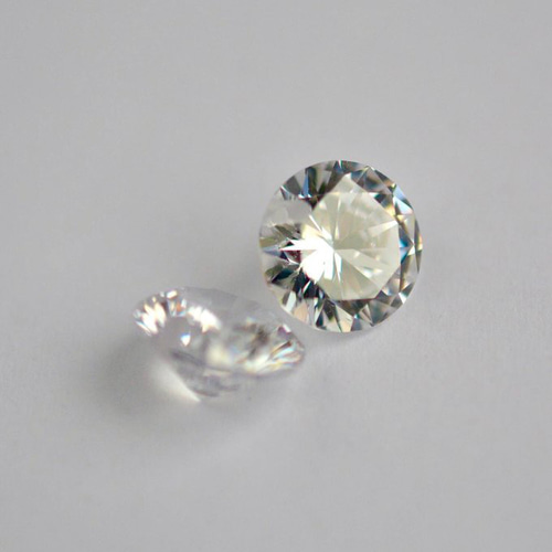 キュービックジルコニア CZ ダイヤ ルース ◎φ6mm 両穴 5個