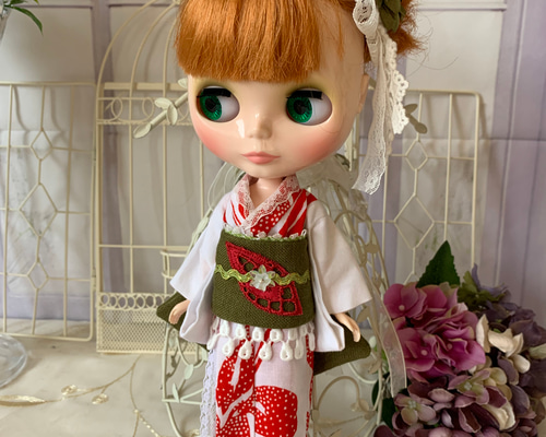 お人形お洋服付♥何かかわいい〜作家さん 創作ドール 人形 ブライス