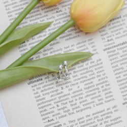 鬱金香 | 夾式耳環 925純銀 耳骨夾 花朵 手工銀飾 情人禮物 第9張的照片