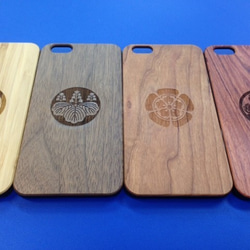 【ご自身の家紋を彫ります】iPhone天然木製薄型ケース（バンブー）織田・徳川・豊臣・真田・上杉・明智 1枚目の画像