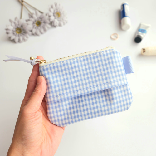 水色ギンガムチェックのポケットティッシュポーチ│コンパクト