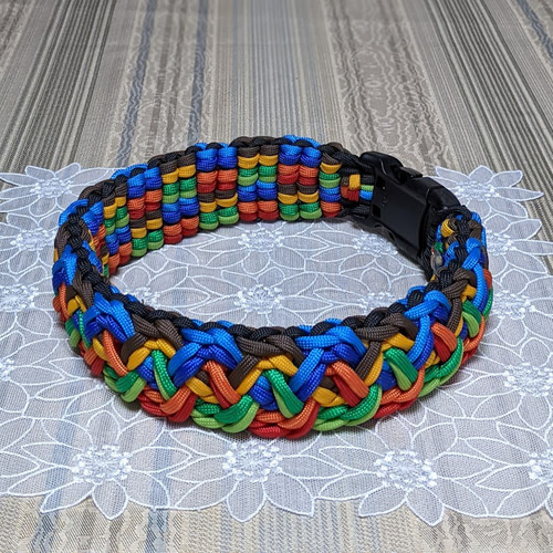 パラコード 首輪 バックルタイプ 華やかな 中型～大型犬用 サイズを