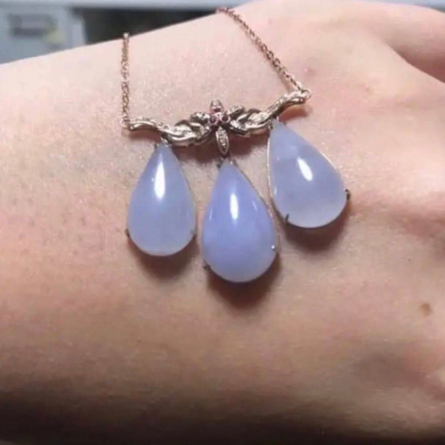 k18 翡翠ルビーダイヤペンダント