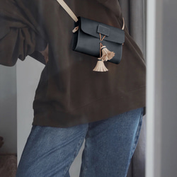 Tassel Pochette，真皮手工單肩包，外出包，夏季包 第7張的照片