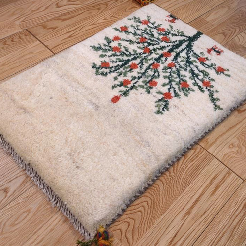 ペルシャ　ギャッベ ミニマット 39×44.5 アイボリー　ザクロの木 新規入荷】ペルシャ ギャッベ 玄関マット 39~41x60cm