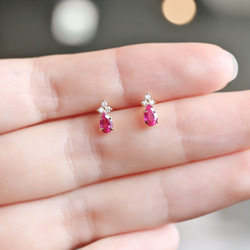 K18 紅寶石和鑽石耳釘 ~Ello Lilas~ 七月生日石 第4張的照片
