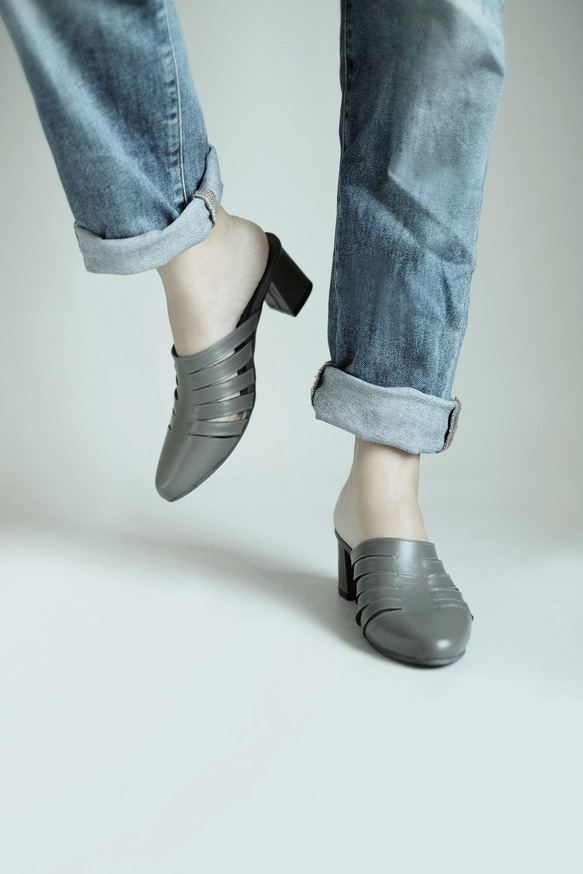 Shärk Heels Mules Gray | WL 第12張的照片