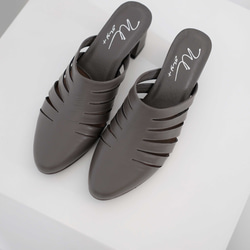 Shärk Heels Mules Gray | WL 第2張的照片