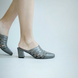 Shärk Heels Mules Gray | WL 第10張的照片