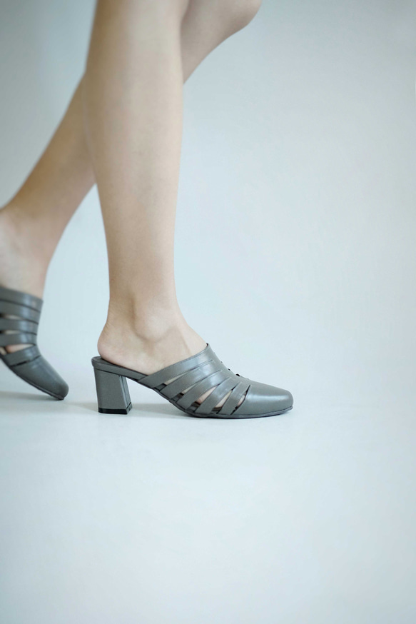 Shärk Heels Mules Gray | WL 第10張的照片