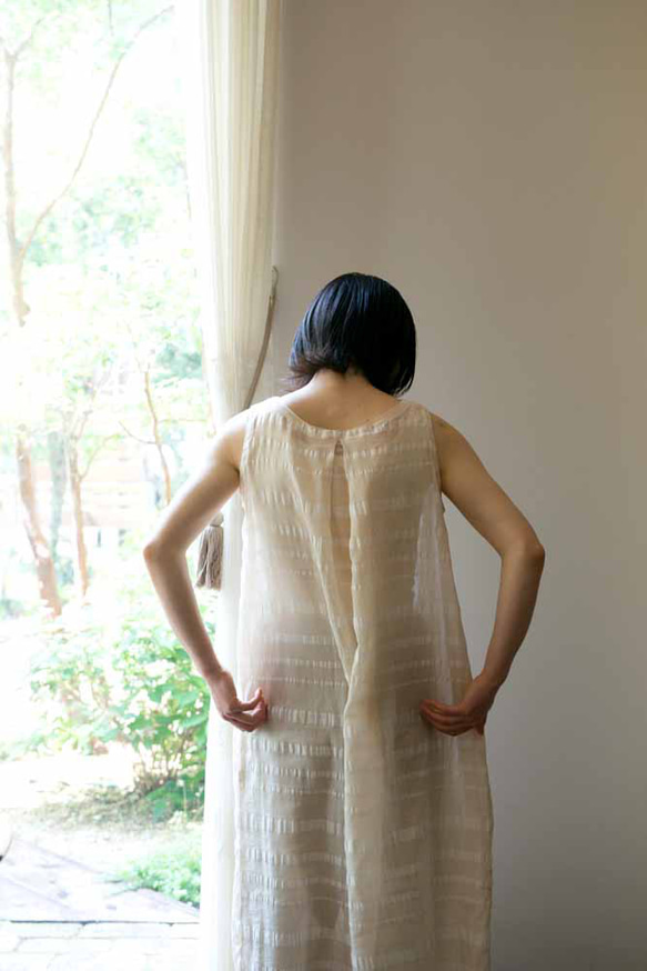 OrganicCotton &amp; Linen Border 背釘無袖連衣裙 第3張的照片