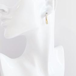 eje275 【1對】優雅長水滴造型16KGP金鉤耳環 第6張的照片