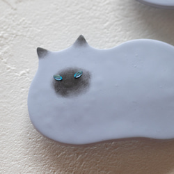 ［期間限定］しっぽが揺れる猫のバレッタ（ロシアンブルー） 5枚目の画像