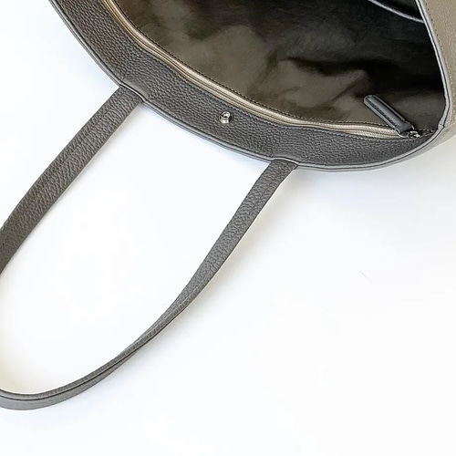 ダークグレー トートバッグ Refined Leather トートバッグ （トートバッグ）｜tk.TAKEO