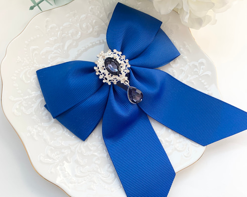 ビッグダブルリボン ブルー 濃紺ビジュードロップセンターパーツ付き